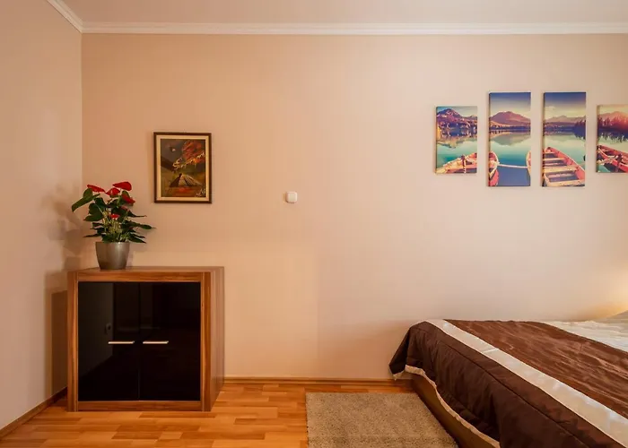 Santos 1214 * Budapeşte